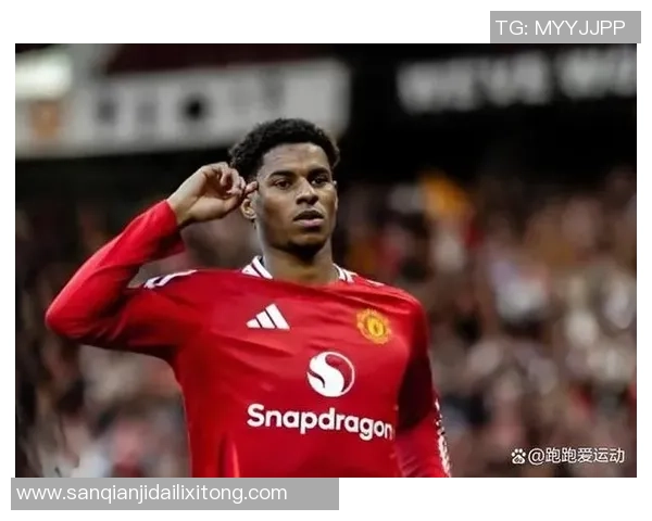 曼联宣布冬季转会将送走巴拉圭年轻后卫租借尼斯球队